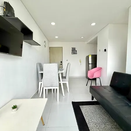 Apartamento Beautiful 3hab Near Old & Airport *