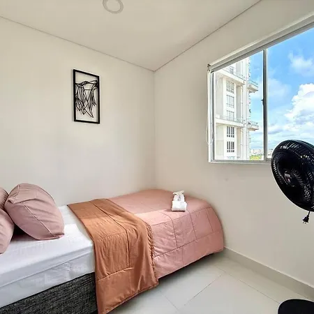 Apartment Beautiful 3hab Near Old & Airport *