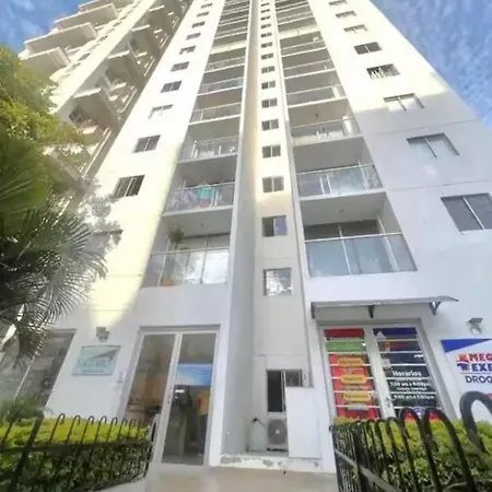 Beautiful 3hab Near Old & Airport Apartment *